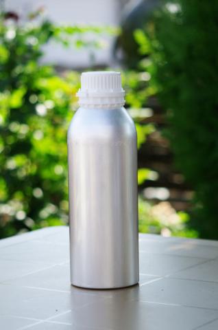 Melissa essential oil - organic - 1 L (34 Fl. Oz)